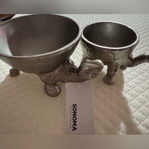 Sonoma Metallic Turtle Planters